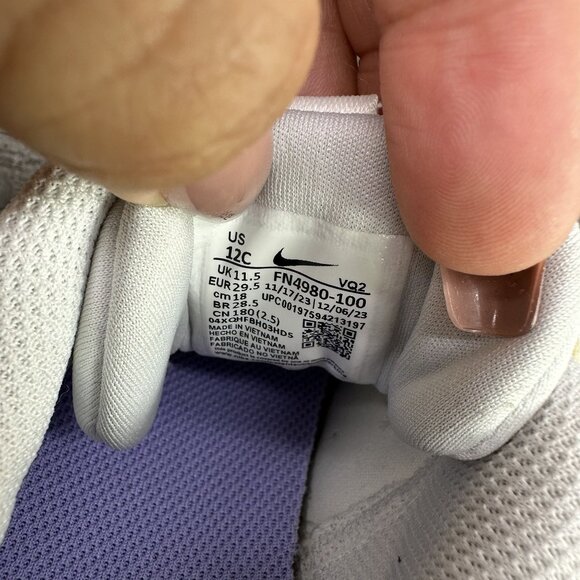 Nike Star Runner 4 Kids size 12c White Multicolored Lightweight Shoes - Picture 8 of 8